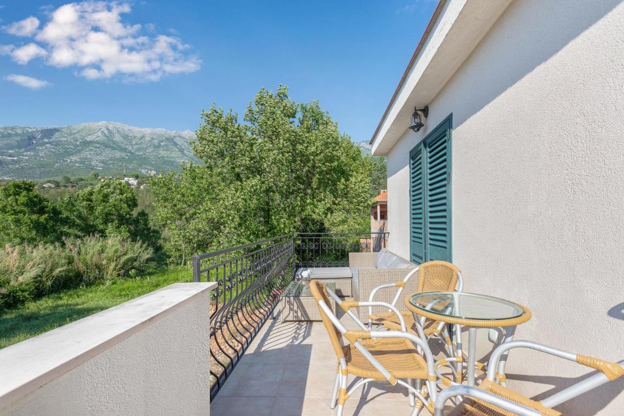 Villa Forest Kotor Bagian luar foto