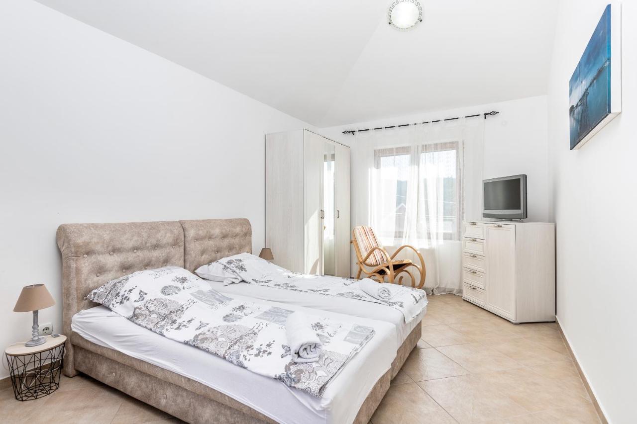 Villa Forest Kotor Bagian luar foto