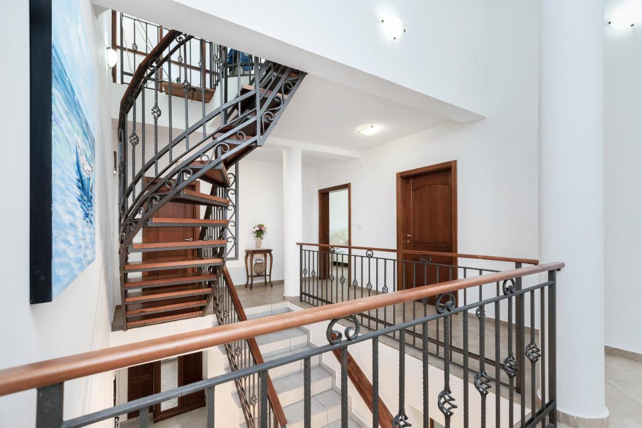 Villa Forest Kotor Bagian luar foto